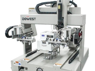 在線式自動鎖螺絲機可以多方向鎖付嗎？-堅豐股份